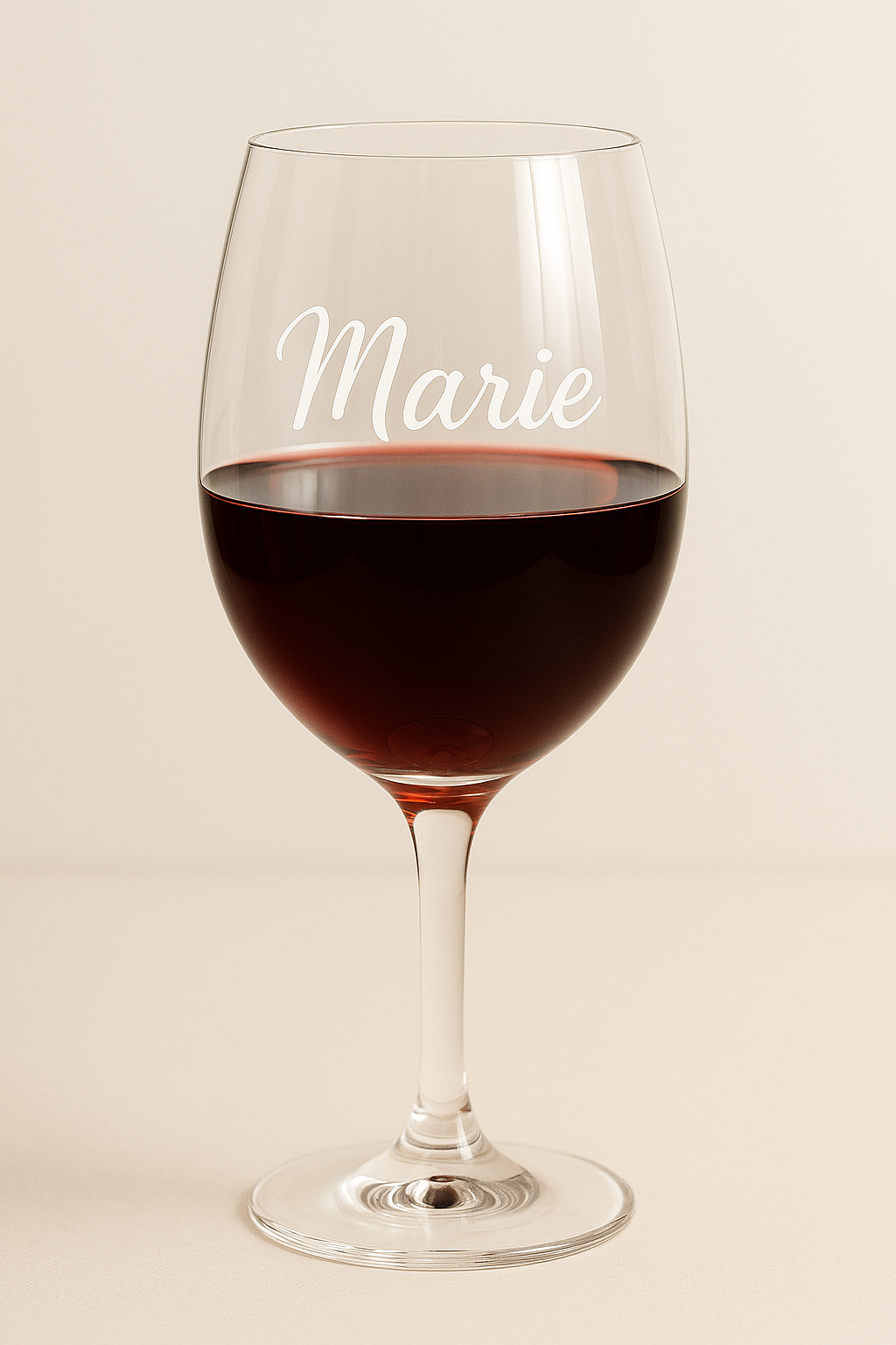 Verres personnalisés : comment créer un objet unique et mémorable 🥂 - L'atelier d'Emile